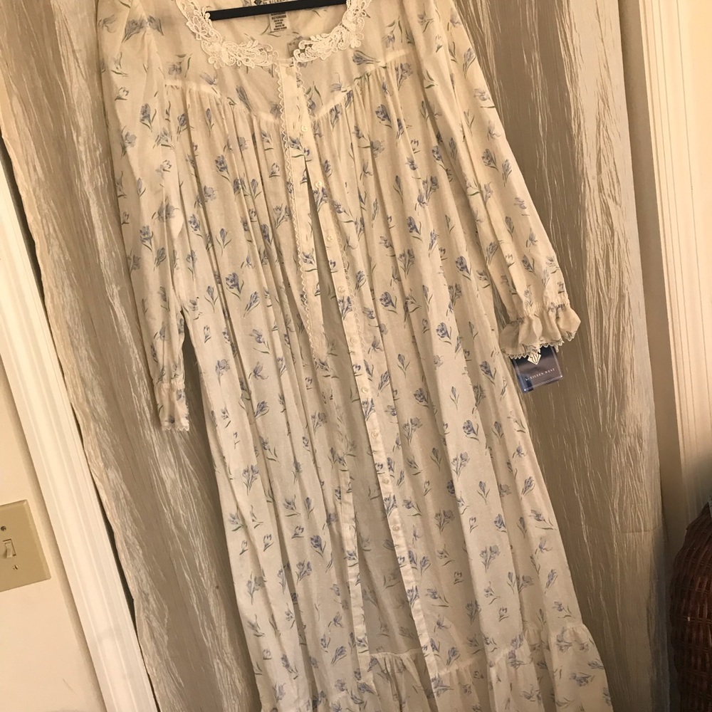 Eileen West cotton robe